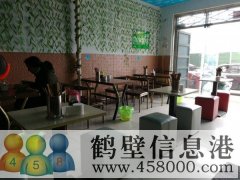 軍民花園一區(qū)門口西，小吃店，3萬轉(zhuǎn)讓費，不包括房租，營業(yè)中