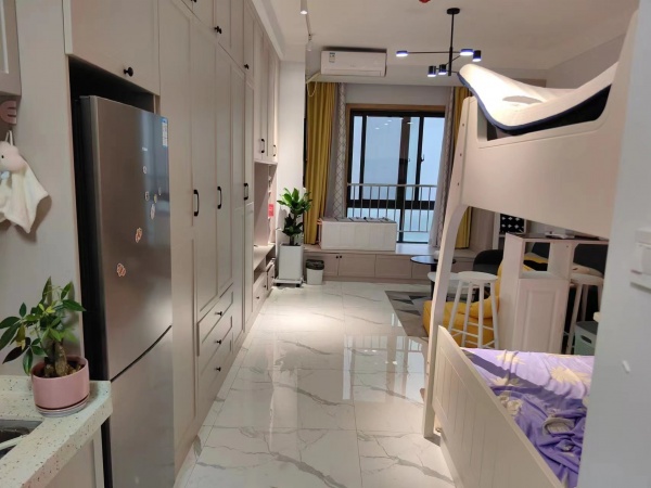 淇河建業(yè)壹號城邦一室出租，精裝修 拎包入住，家具家電全新
